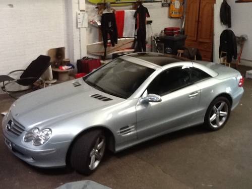 2004 Mercedes SL350 panoramic roof For Sale