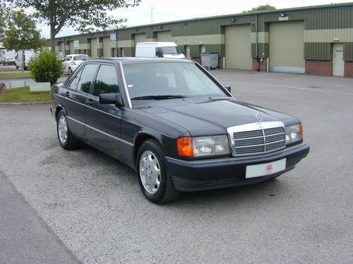 1993 MERCEDES BENZ 190 2.5d DIESEL AUTO RHD COLLECTOR QUALITY! For Sale