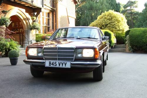 1985 Mercedes W123 280 CE CEW - please see many photos For Sale