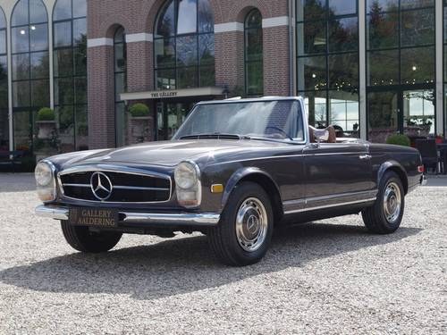 1968 Mercedes 280SL Pagode manual gearbox, 3th seat. For Sale