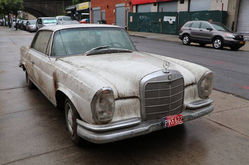 &#8203;1965 Mercedes-Benz 250SE Coupe # 21907 SOLD