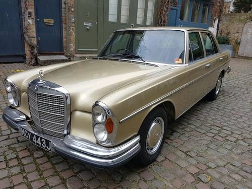1971 Mercedes-Benz 280SE 3.5 just £15,000 - £18,000  For Sale by Auction
