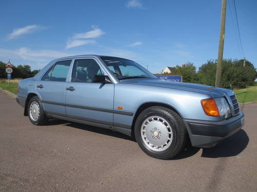 1989 Mercedes W124 260E Auto EXCELLENT CONDITION Kaufen Bei