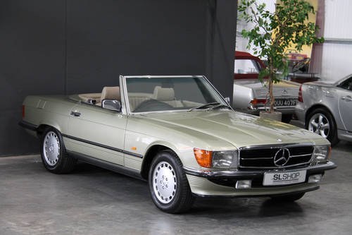 420 SL | 1986 C Registered | Only 30K Miles | Thistle Green VENDU