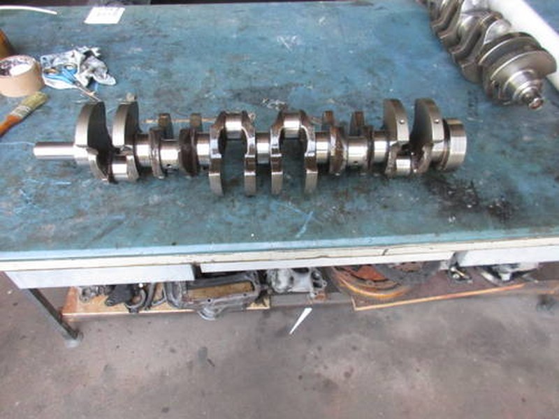 Crankshaft for Mercedes 190E,260E,E300,300SE M103