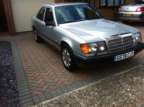 1989 Beautiful Mercedes w124 For Sale