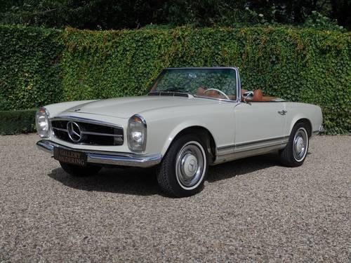 1964 Mercedes 230SL Pagode manual gearbox, full restored! For Sale