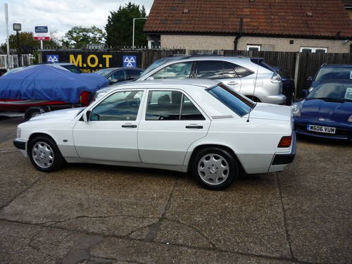 1992 Mercedes-Benz 190 2.0 E 4dr   JUST AMAZING CONDITION. For Sale