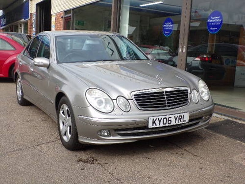 Mercedes E280 3.0 Avantgarde 7G-Tronic 4dr 87688 MLS 2006/06
