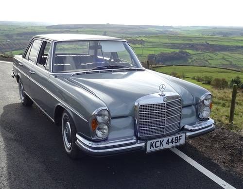 1967 Classic Mercedes 250S Beautiful Paintwork For Sale by Auction