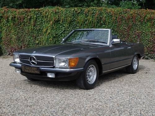 1983 Mercedes 500 SL First paint, very original! only 49.112 mls! For Sale