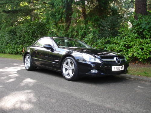 2009 MERCEDES-BENZ 350 SL GENUINE LOW MILEAGE EXAMPLE  For Sale