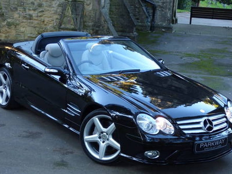 Mercedes Benz SL500 (Just 8457 miles)