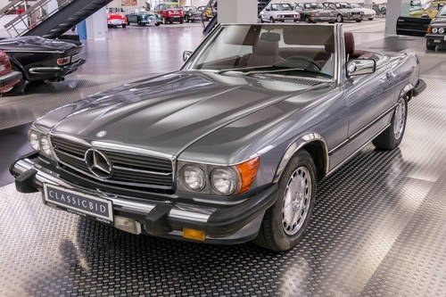 1987 Mercedes-Benz 560 SL  In vendita