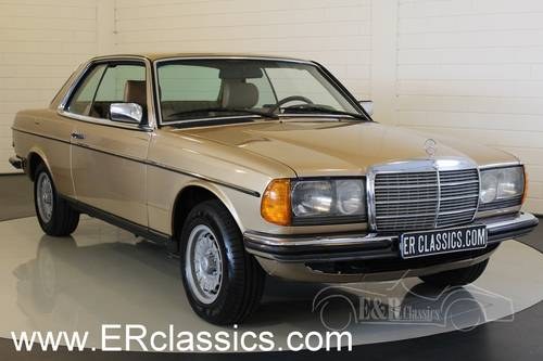 Mercedes-Benz 230CE Coupe 1984 in fabulous condition For Sale