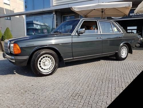 Mercedes-Benz 300D - 1976 For Sale