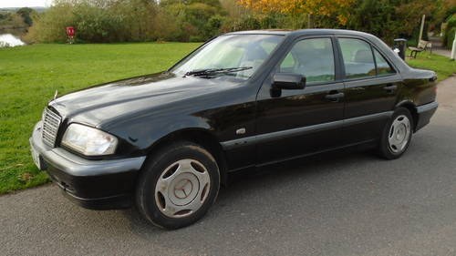 Mercedes C180 Classic, Manual, 1997. For Sale