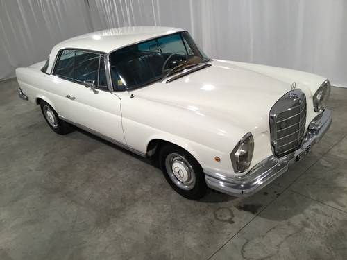 1966 Mercedes Benz 250SE Coupe SOLD