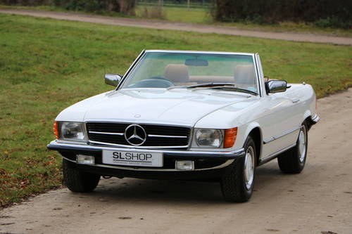380 SL | 1985 B Registered | 13K Miles | Classic White VENDUTO