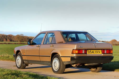 1986 Mercedes 190 carburettor clean early car SOLD