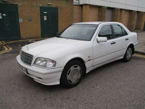 1998 c180 classic auto in white For Sale