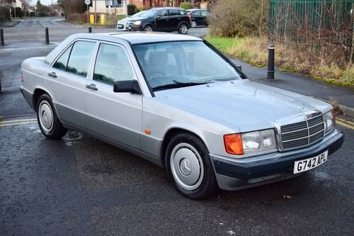 MERCEDES BENZ 190 E 2.0 AUTOMATIC SILVER 4DR SALOON 1989  For Sale