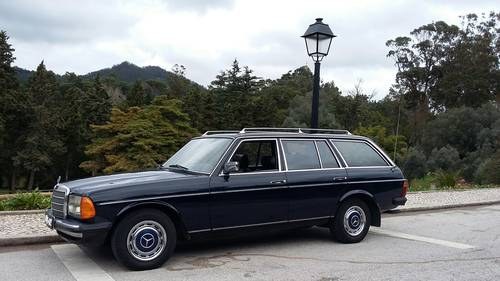 1982 Mercedes W123 Station 230TE For Sale