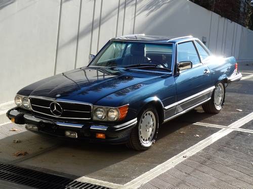 1986 Mercedes-Benz 560SL, original paint, awarded A1 class For Sale