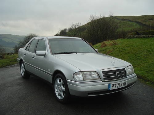 1997 W202 C230 Elegance Saloon. 51000 Miles, Silver/Black Leather For Sale