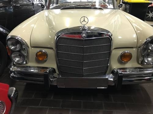 1965 beautiful Mercedes 300 SE W112 Coupe, suroof, alloy-wheels SOLD