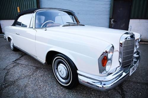 1963 Mercedes benz 220se convertible ex arthurs hayes In vendita