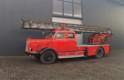 1956 Mercedes Benz L 325 firetruck. Ready for show For Sale