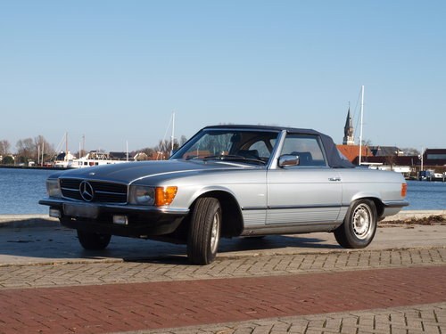 1975 Nice Mercedes W107/SL 450 incl hardtop In vendita