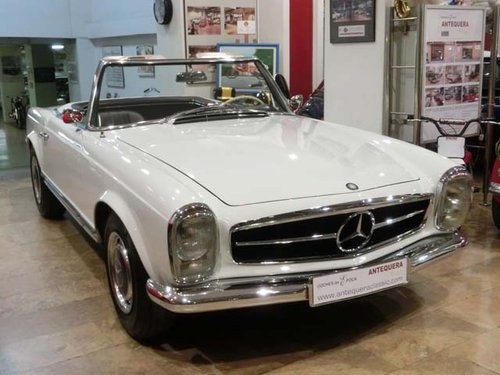 MERCEDES BENZ 230 SL PAGODE W113 - 1965 For Sale