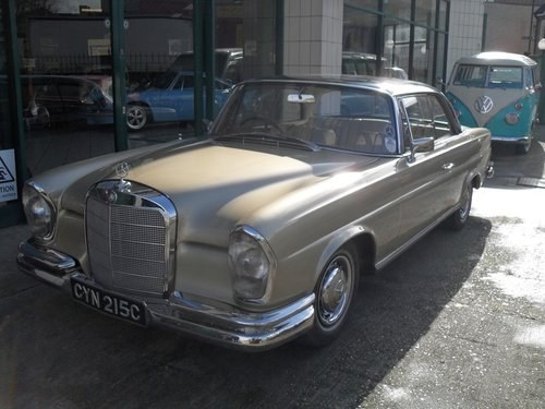 1965 Mercedes 220SE Coupe,RHD. Automatic,power steering In vendita