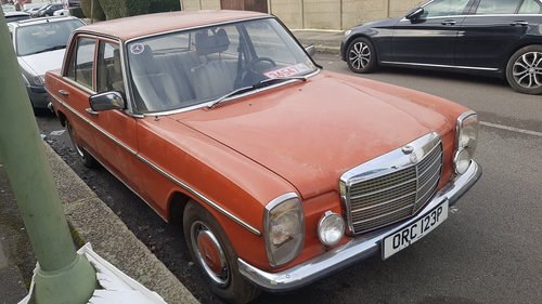 LEFT HAND DRIVE !! 1975 Mercedes 200 For Sale