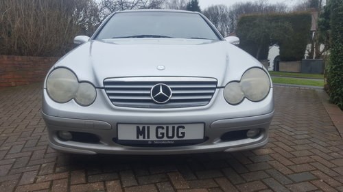 Private sale: my 2002 (WX52 VDZ) Mercedes Benz For Hire