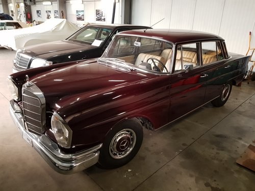 1964 Mercedes-Benz 220 SE Fintail For Sale