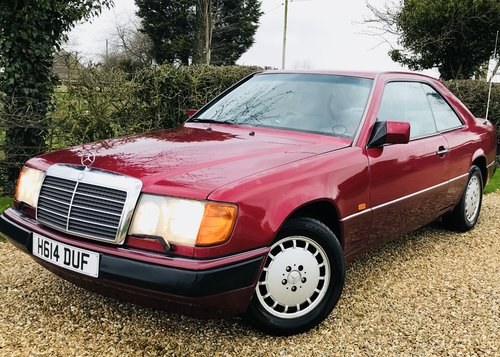 1991 Mercedes 230CE Auto // ONE KEEPER FROM NEW // VENDUTO