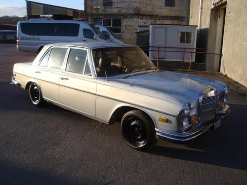 MERCEDES 280SE 4.5 V8 LHD W108 4DR(1972)SILVER 99% RUST FREE SOLD