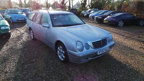 2002 Mercedes e220 cdi elegance auto 7 seater estate In vendita