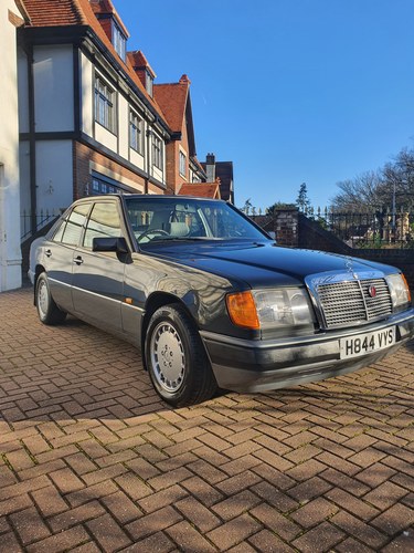1990 1 owner Classic Mercedes 230e w124 In vendita