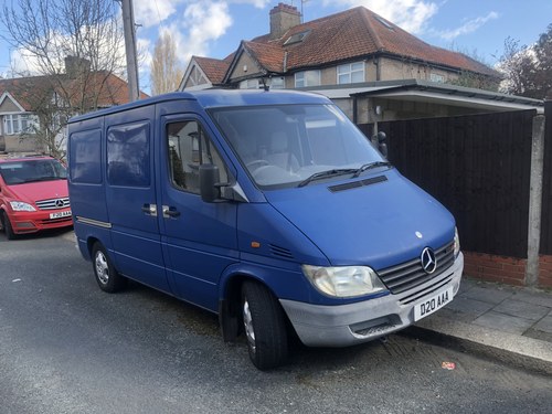 2001 Sprinter 216 auto CDi 2.7 SWB One owner Van In vendita