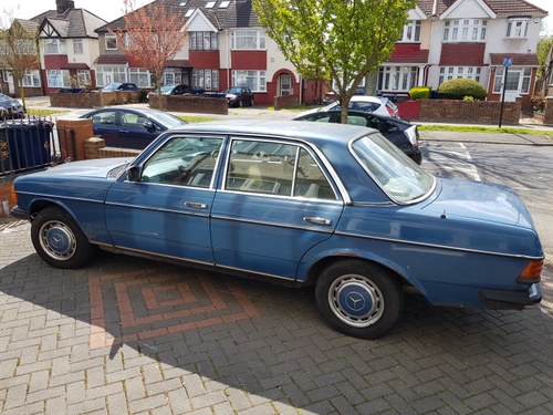 1980 Mercedes 250 saloon For Sale