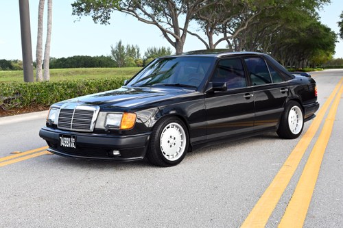 1986 Mercedes 300E 5 Door Sedan Rare 5-Speed M Blk $21.9k In vendita