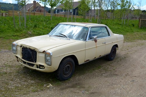 1975 Mercedes 280CE Manual A vendre
