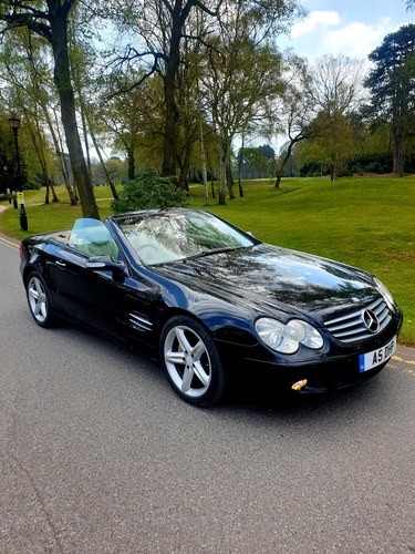 SL 350 2004/54  AMG  Glass Panoramic Roof Very High Spec For Sale