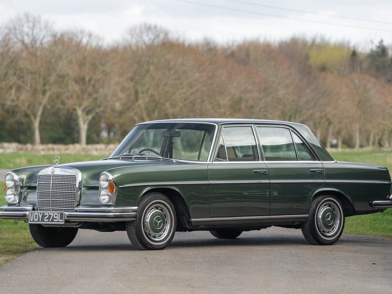 Mercedes 280SE 3.5 Saloon - 12,850 miles from new, UK RHD