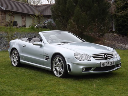 2005 Mercedes SL55 AMG F1 - Just 21800 miles only For Sale by Auction
