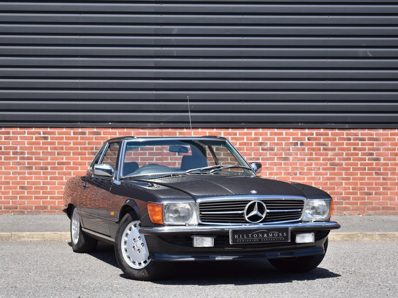 Beautiful facelift R107 500SL - Top end rebuild!